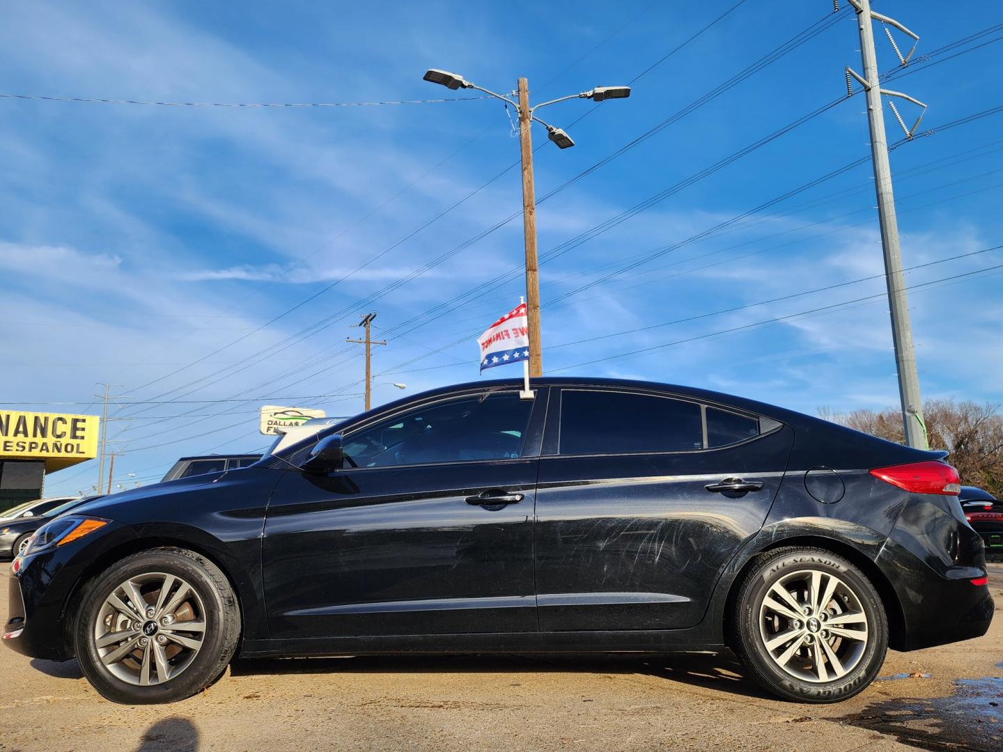 2018 BLACK Hyundai Elantra (5NPD84LF0JH) , AUTO transmission, located at 2660 S.Garland Avenue, Garland, TX, 75041, (469) 298-3118, 32.885551, -96.655602 - Photo#5